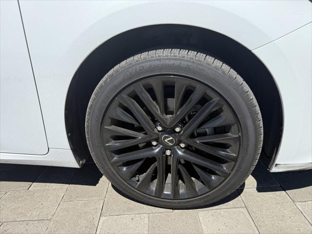 used 2015 Lexus ES 350 car, priced at $14,995