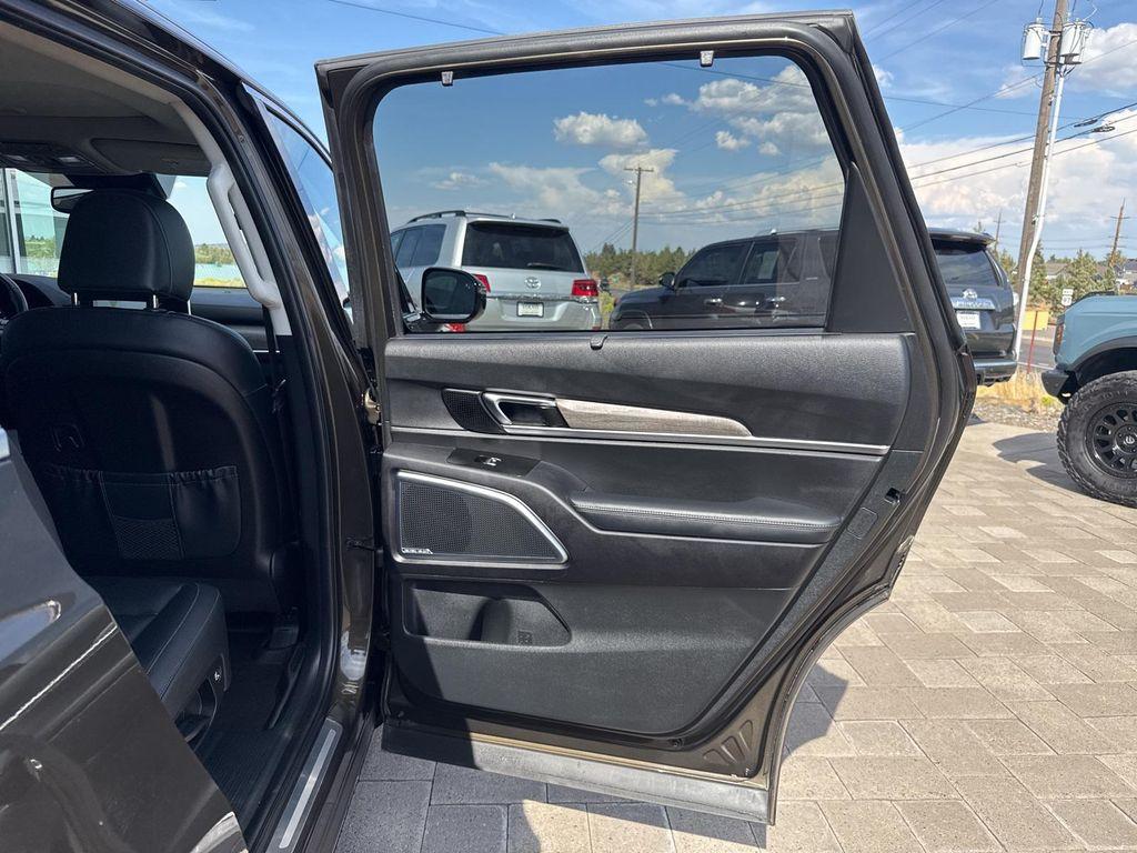 used 2022 Kia Telluride car, priced at $36,390