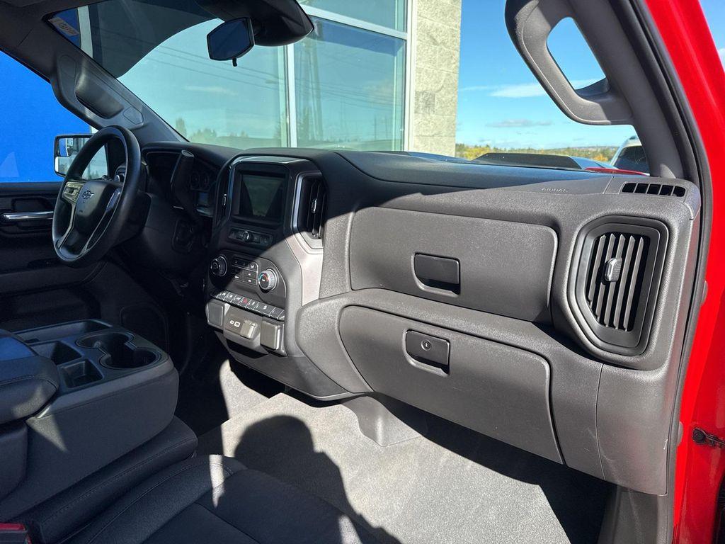 used 2022 Chevrolet Silverado 1500 car, priced at $42,990