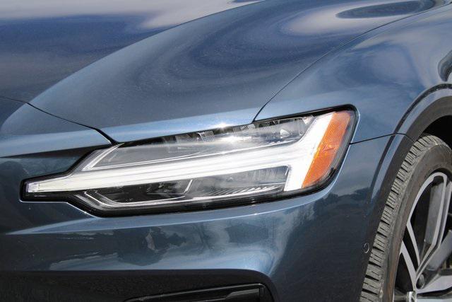 used 2021 Volvo S60 Recharge Plug-In Hybrid car, priced at $44,981