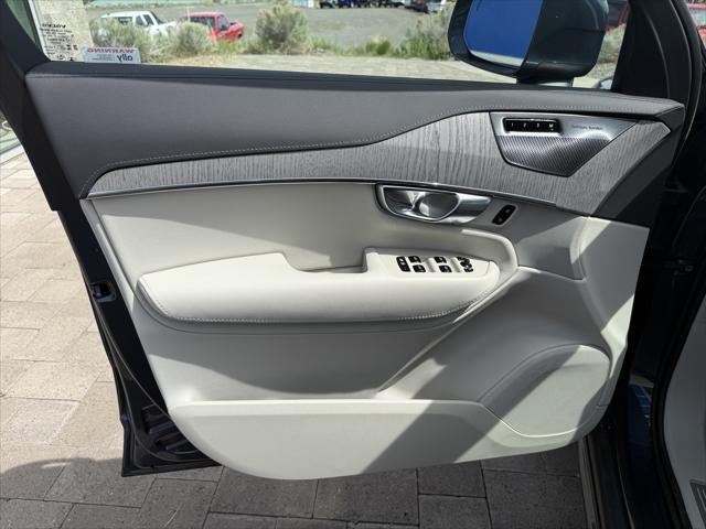 new 2025 Volvo XC90 car, priced at $72,655