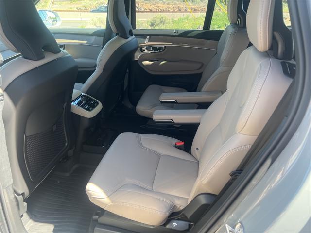new 2025 Volvo XC90 car