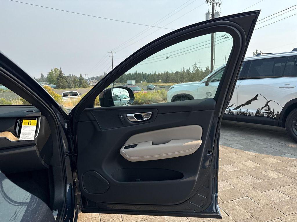 new 2026 Volvo XC60 car, priced at $54,700