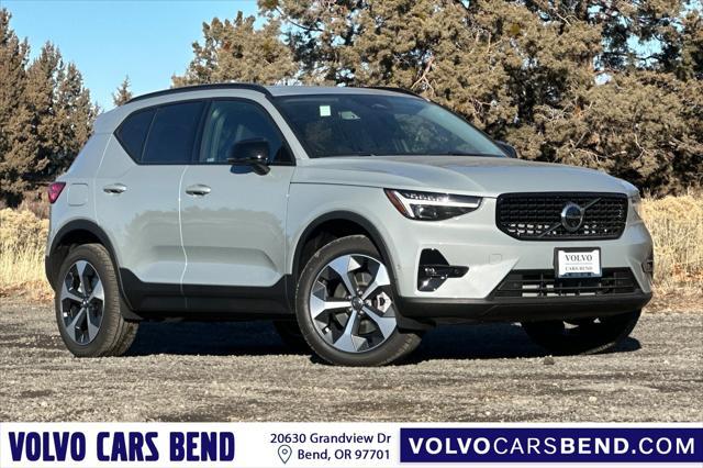 new 2025 Volvo XC40 car, priced at $48,315