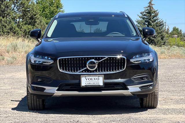 new 2024 Volvo V90 Cross Country car, priced at $64,720