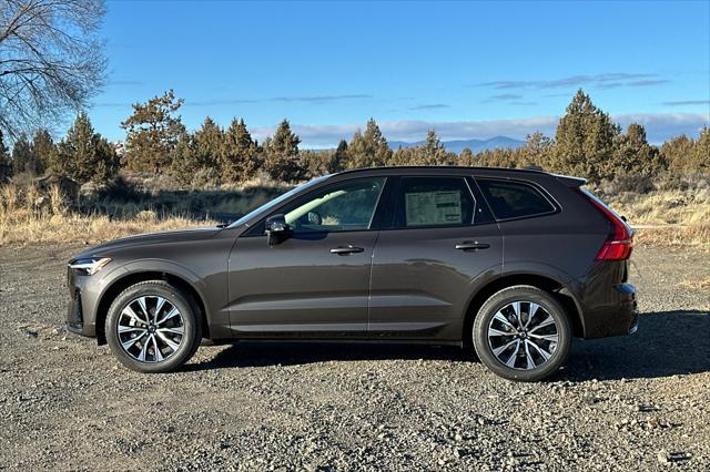 new 2025 Volvo XC60 car, priced at $51,570