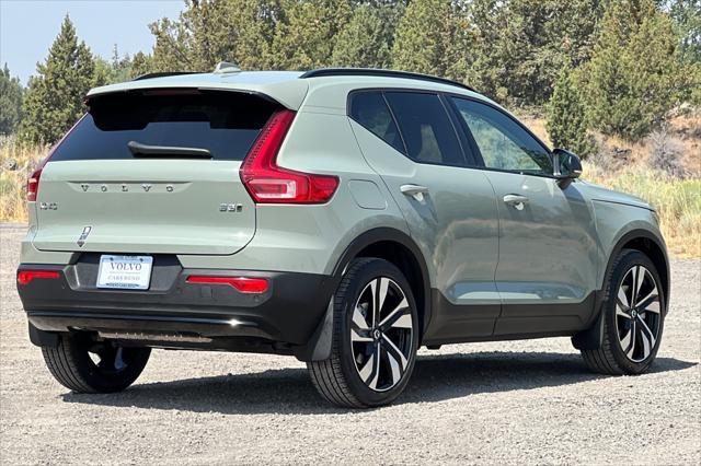 new 2025 Volvo XC40 car, priced at $50,250