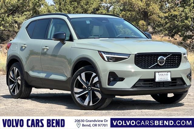 new 2025 Volvo XC40 car, priced at $50,250