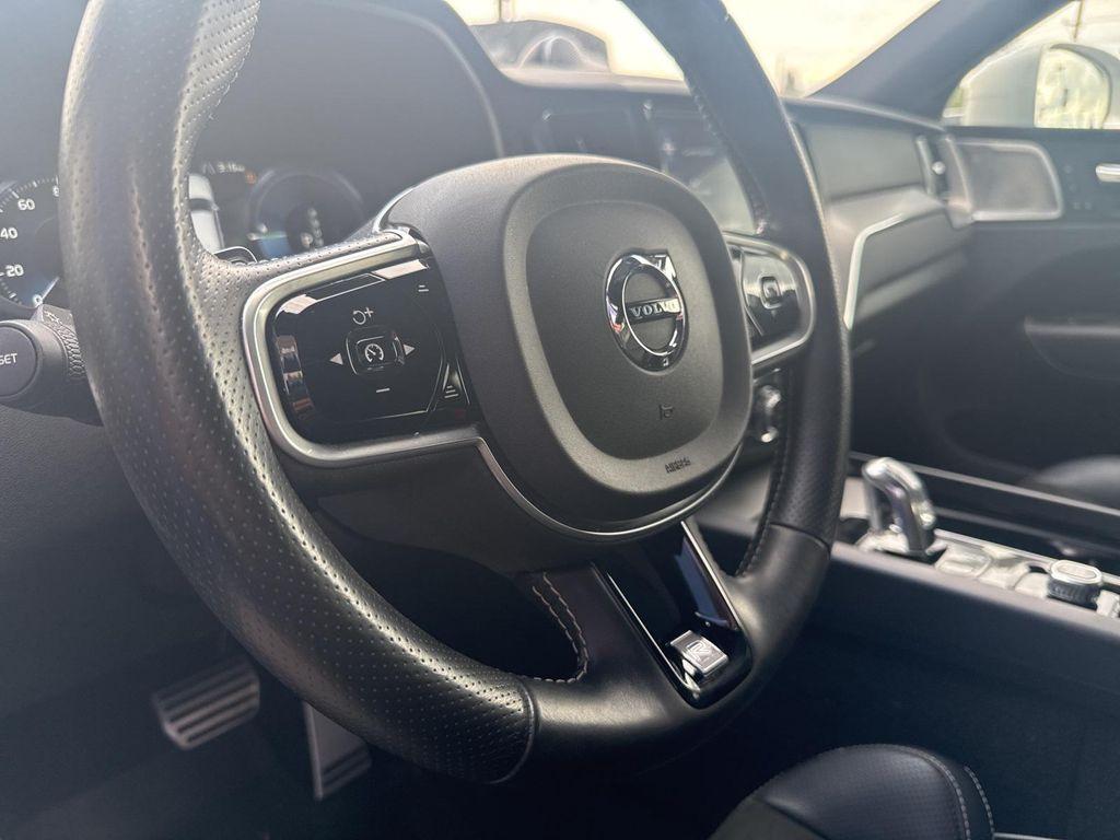 used 2019 Volvo XC60 Recharge Plug-In Hybrid car, priced at $33,795
