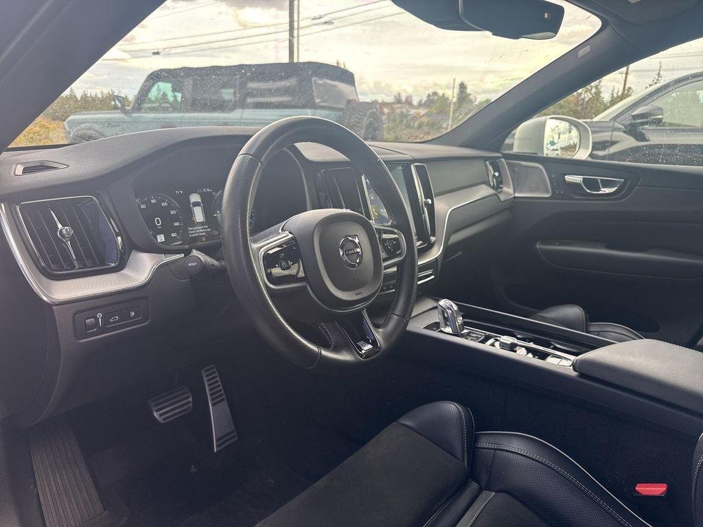used 2019 Volvo XC60 Recharge Plug-In Hybrid car, priced at $33,795
