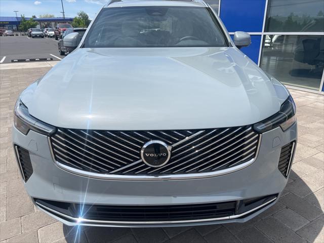 new 2025 Volvo XC90 Plug-In Hybrid car