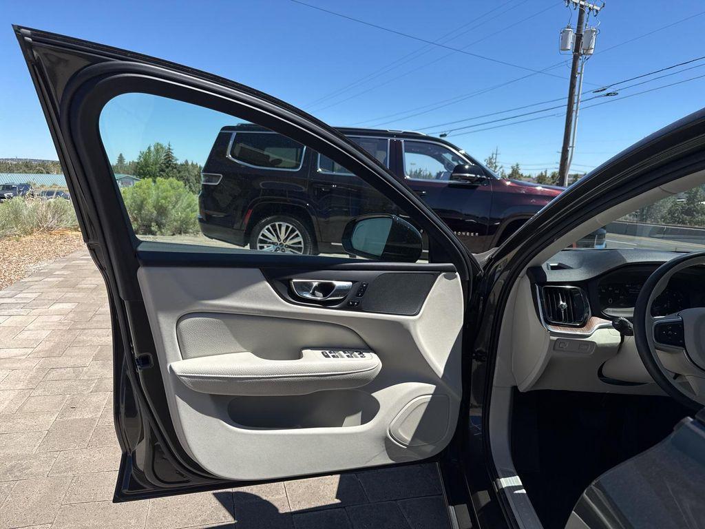 used 2022 Volvo S60 car, priced at $27,890
