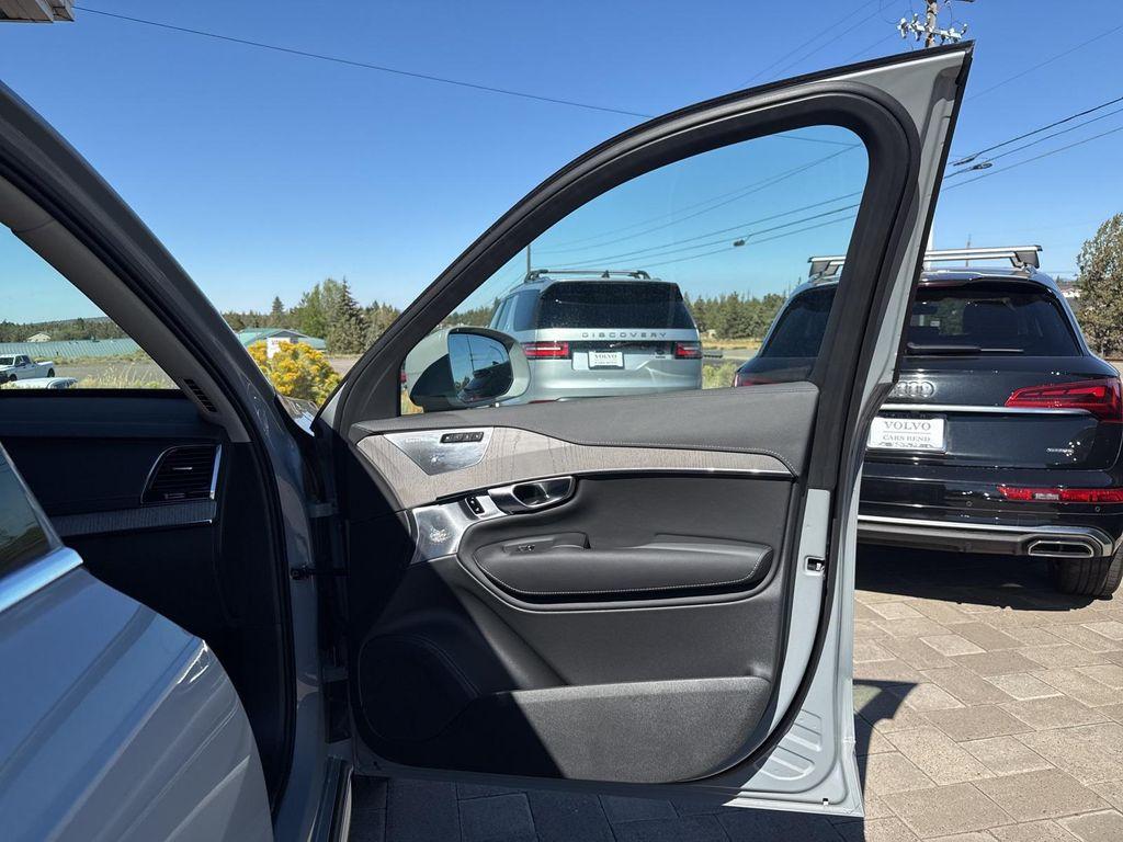 used 2025 Volvo XC90 car, priced at $71,390