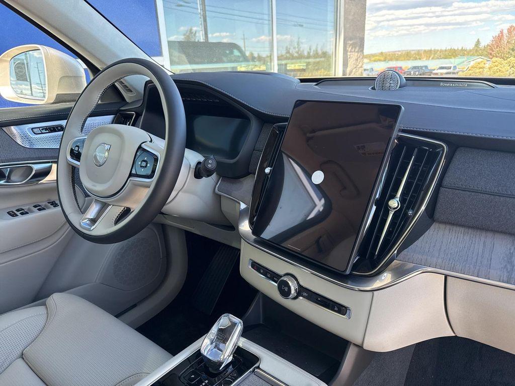 new 2026 Volvo XC90 Plug-In Hybrid car, priced at $95,180