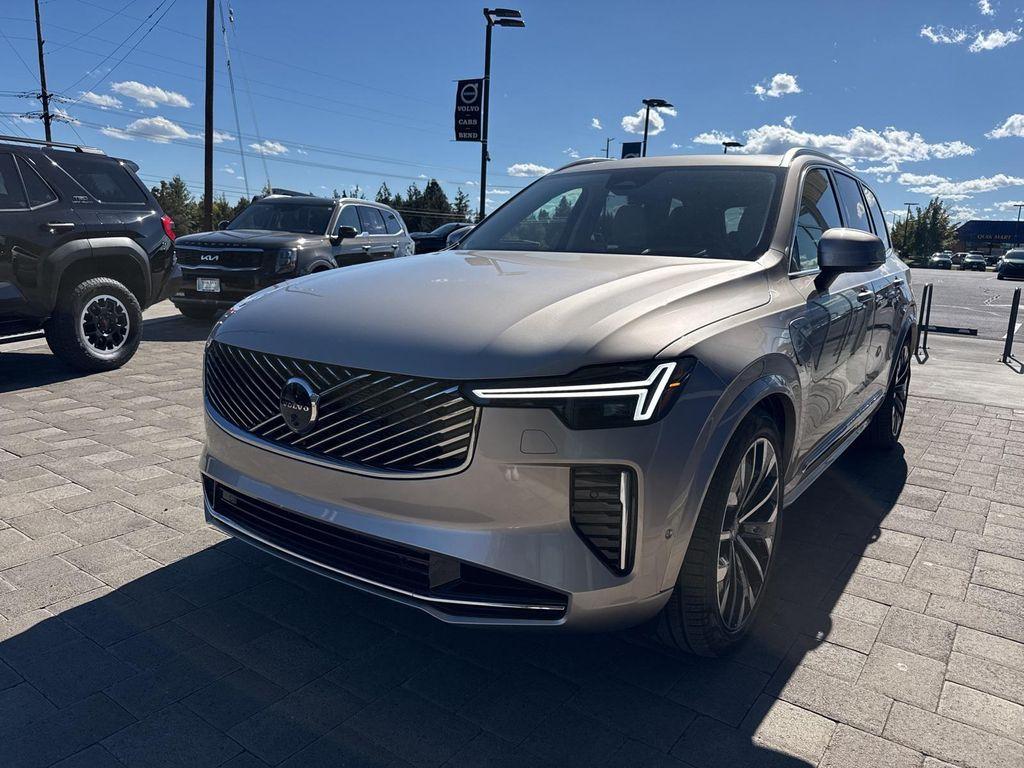 new 2026 Volvo XC90 Plug-In Hybrid car, priced at $95,180