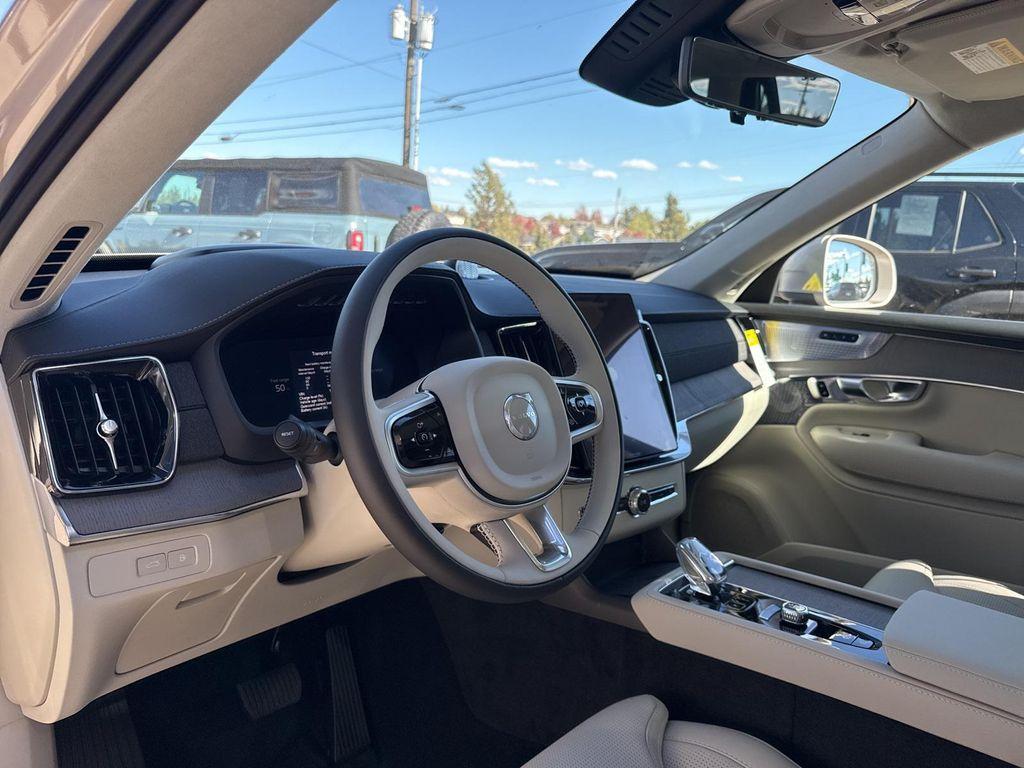 new 2026 Volvo XC90 Plug-In Hybrid car, priced at $95,180