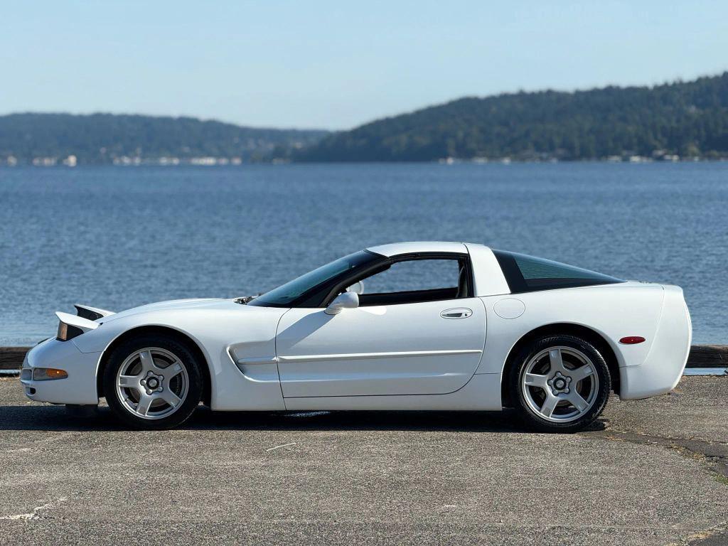 used 1999 Chevrolet Corvette car, priced at $15,999