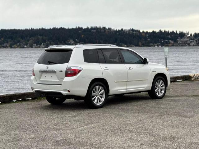 used 2010 Toyota Highlander Hybrid car, priced at $10,999