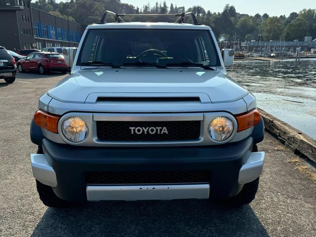 used 2007 Toyota FJ Cruiser car, priced at $12,999