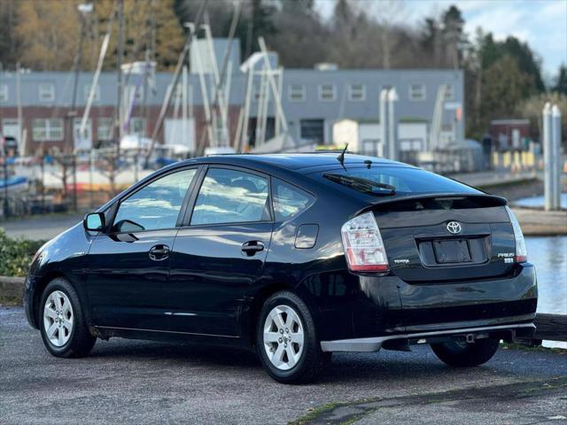 used 2007 Toyota Prius car, priced at $5,500