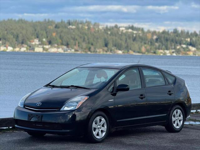 used 2007 Toyota Prius car, priced at $5,500