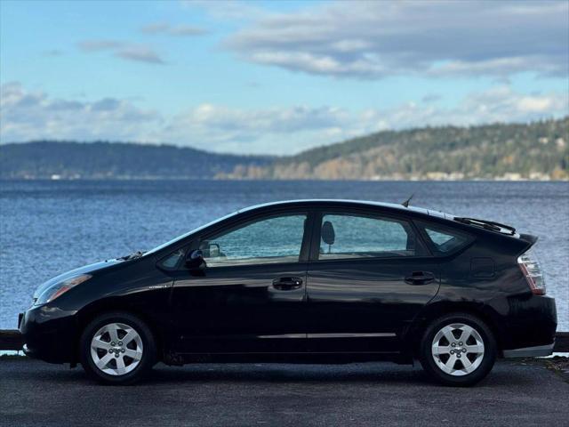 used 2007 Toyota Prius car, priced at $5,500