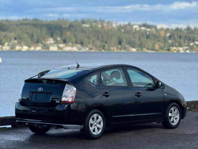 used 2007 Toyota Prius car, priced at $5,500