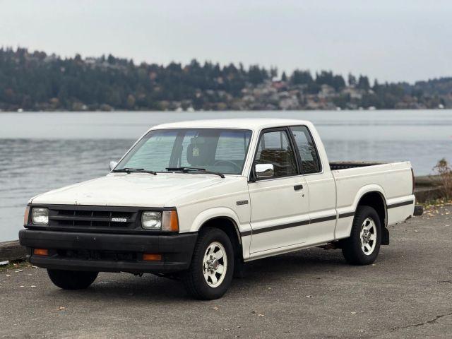 used 1986 Mazda B2000 car, priced at $4,999