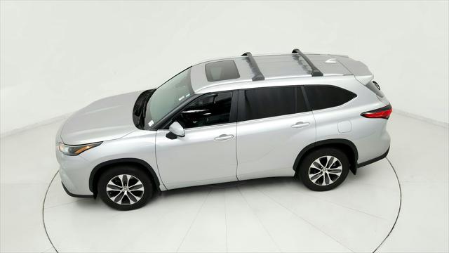 used 2023 Toyota Highlander car, priced at $37,791