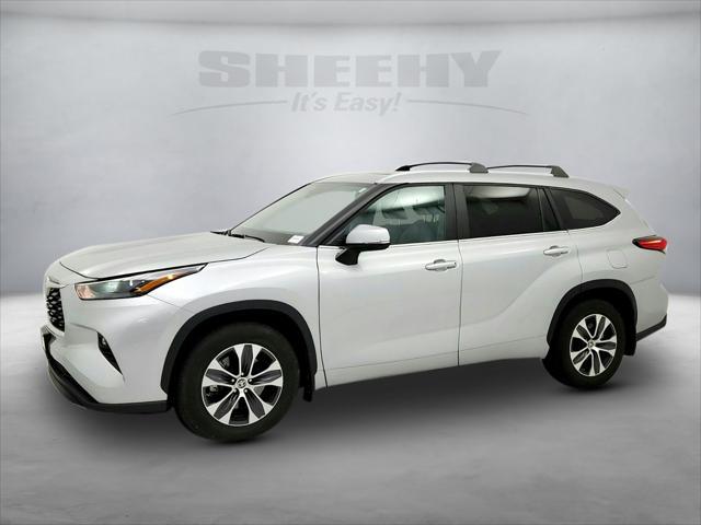 used 2023 Toyota Highlander car, priced at $37,791