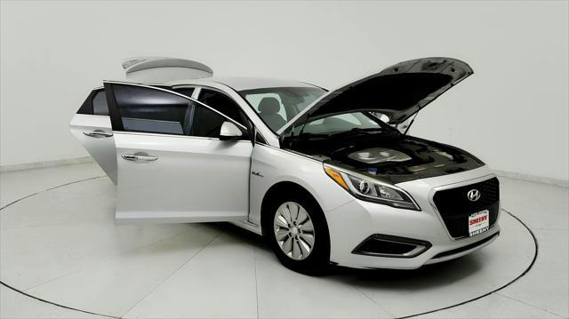 used 2016 Hyundai Sonata Hybrid car, priced at $8,391