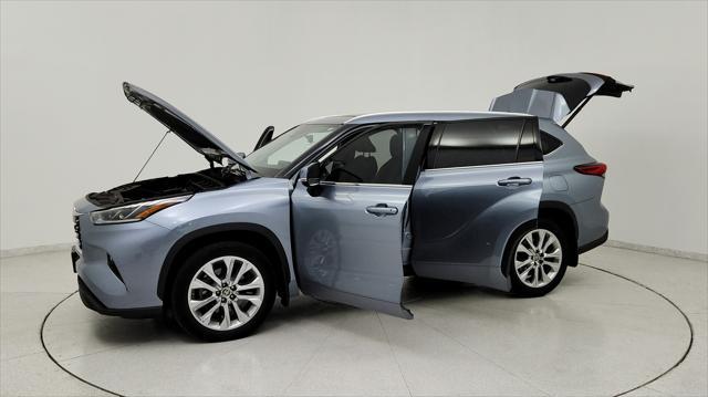 used 2021 Toyota Highlander car, priced at $35,791