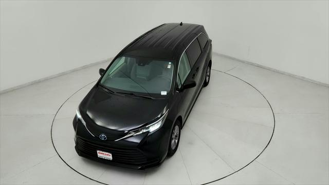 used 2022 Toyota Sienna car, priced at $35,891
