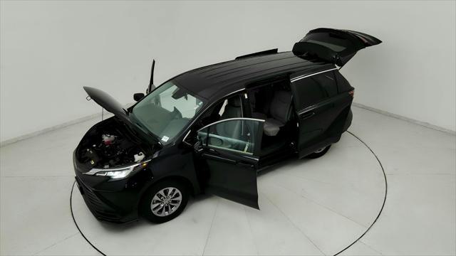 used 2022 Toyota Sienna car, priced at $35,891