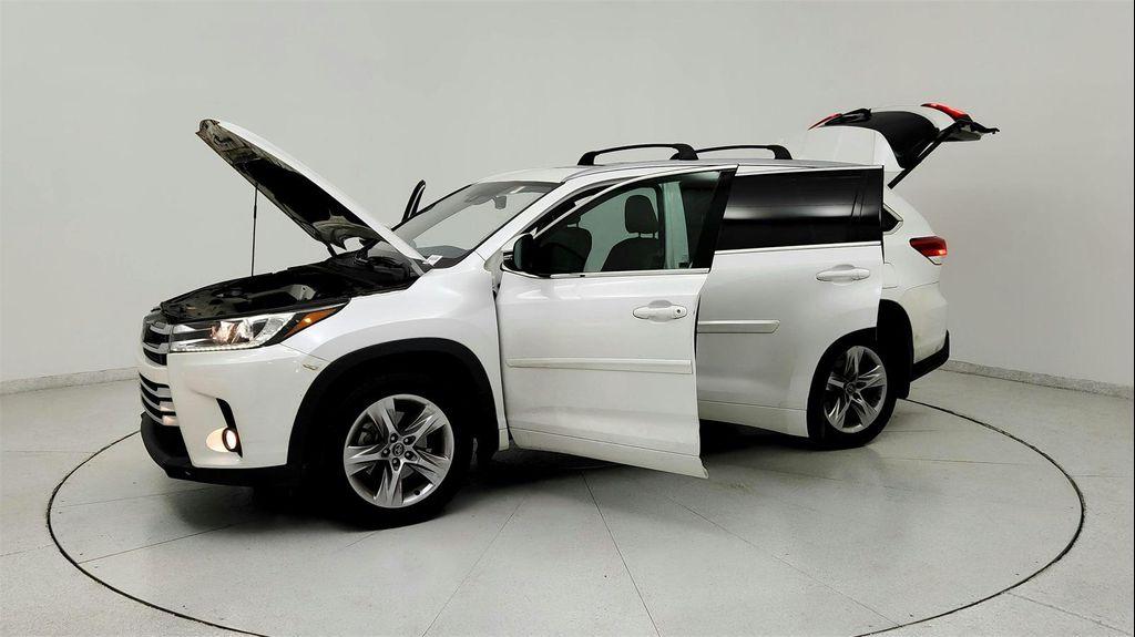 used 2018 Toyota Highlander car, priced at $19,991