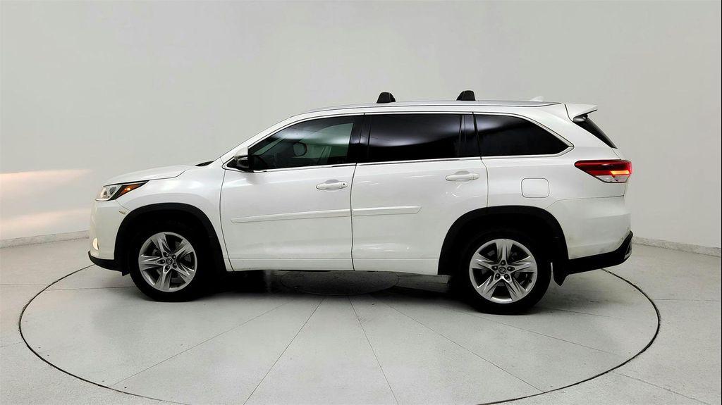 used 2018 Toyota Highlander car, priced at $19,991