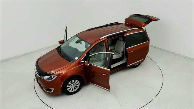 used 2018 Chrysler Pacifica car, priced at $17,691
