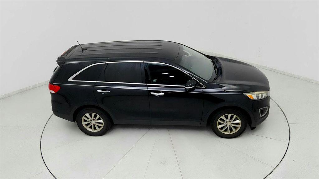 used 2018 Kia Sorento car, priced at $10,491