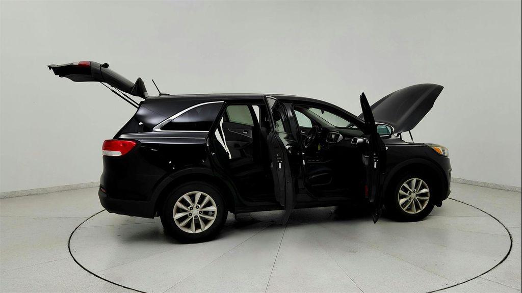 used 2018 Kia Sorento car, priced at $10,491