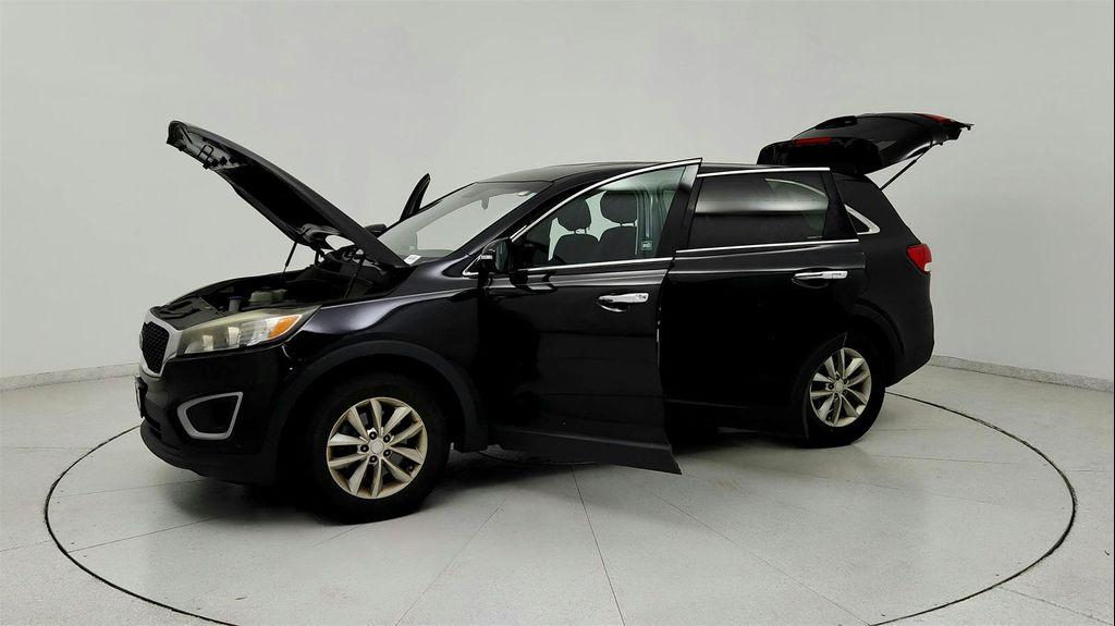 used 2018 Kia Sorento car, priced at $10,491