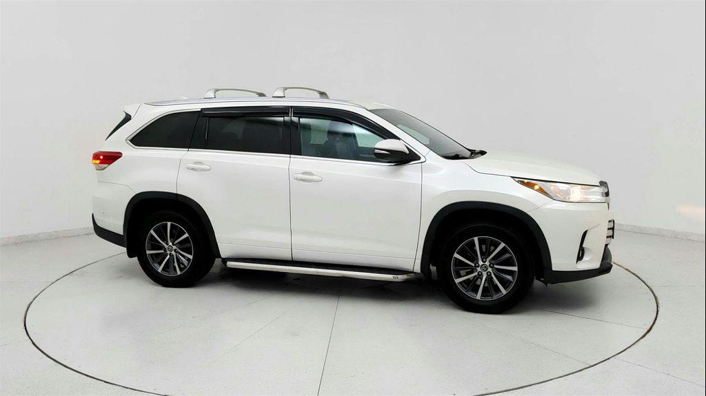 used 2017 Toyota Highlander car, priced at $18,891