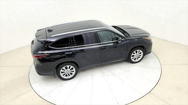 used 2024 Toyota Highlander car, priced at $48,291