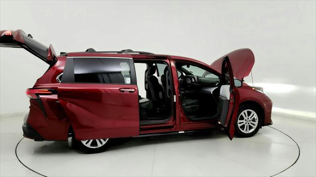 used 2022 Toyota Sienna car, priced at $27,391