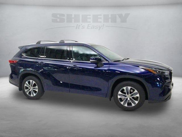 used 2021 Toyota Highlander car, priced at $29,391