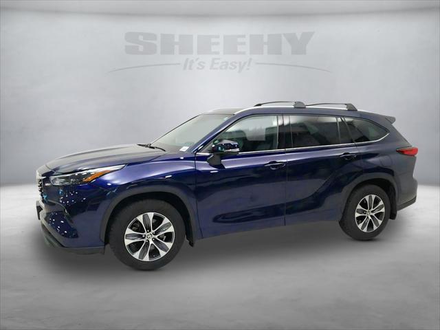 used 2021 Toyota Highlander car, priced at $25,591