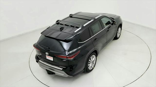 new 2025 Toyota Highlander Hybrid car, priced at $57,072