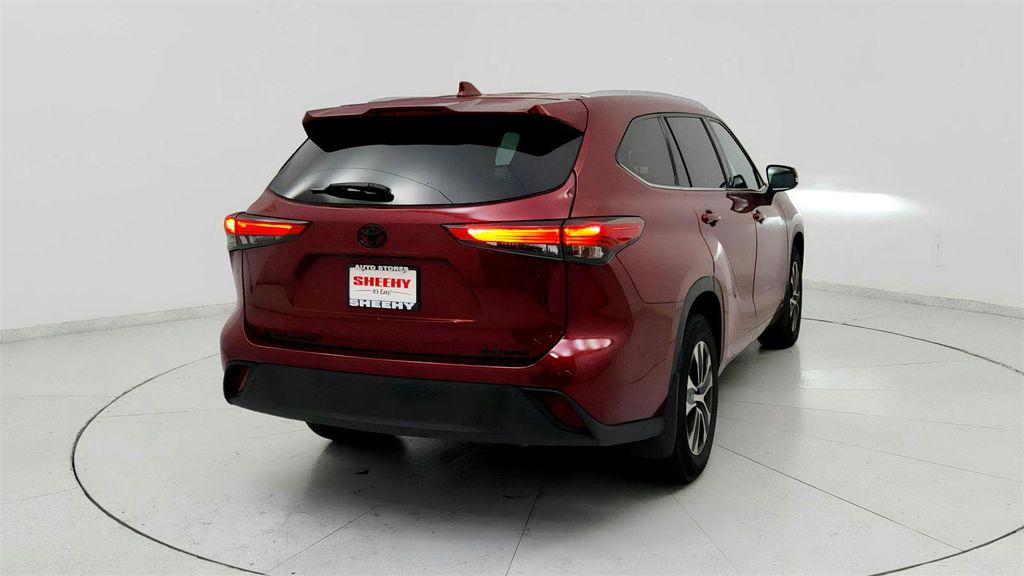 used 2020 Toyota Highlander car, priced at $28,591
