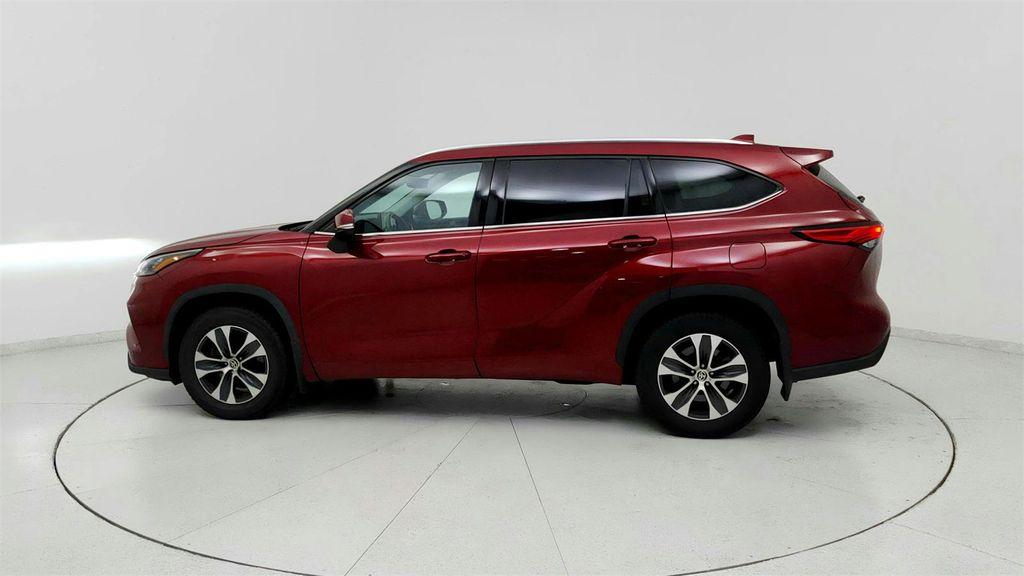 used 2020 Toyota Highlander car, priced at $28,591
