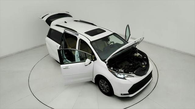 used 2023 Toyota Sienna car, priced at $43,291