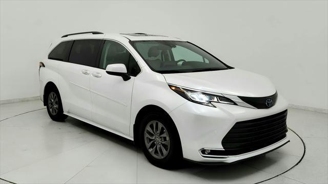 used 2023 Toyota Sienna car, priced at $43,291